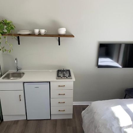 Solar Powered - Heart Of Constantia2 Apartment เคปทาวน์ ภายนอก รูปภาพ